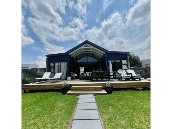 Old-Oke-Riverhouse-01-1